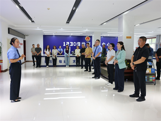 旗政协委员调研旗检察院 检察开放日架起沟通桥梁​